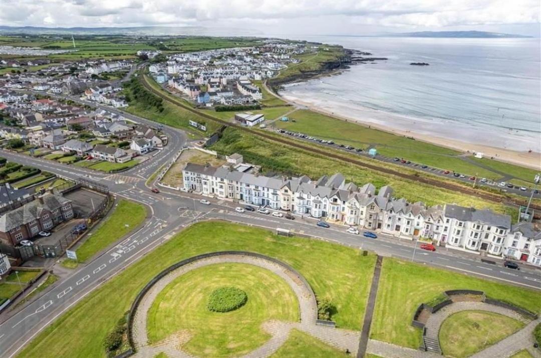 6 Dunluce Park - Portrush By The Sea公寓 外观 照片