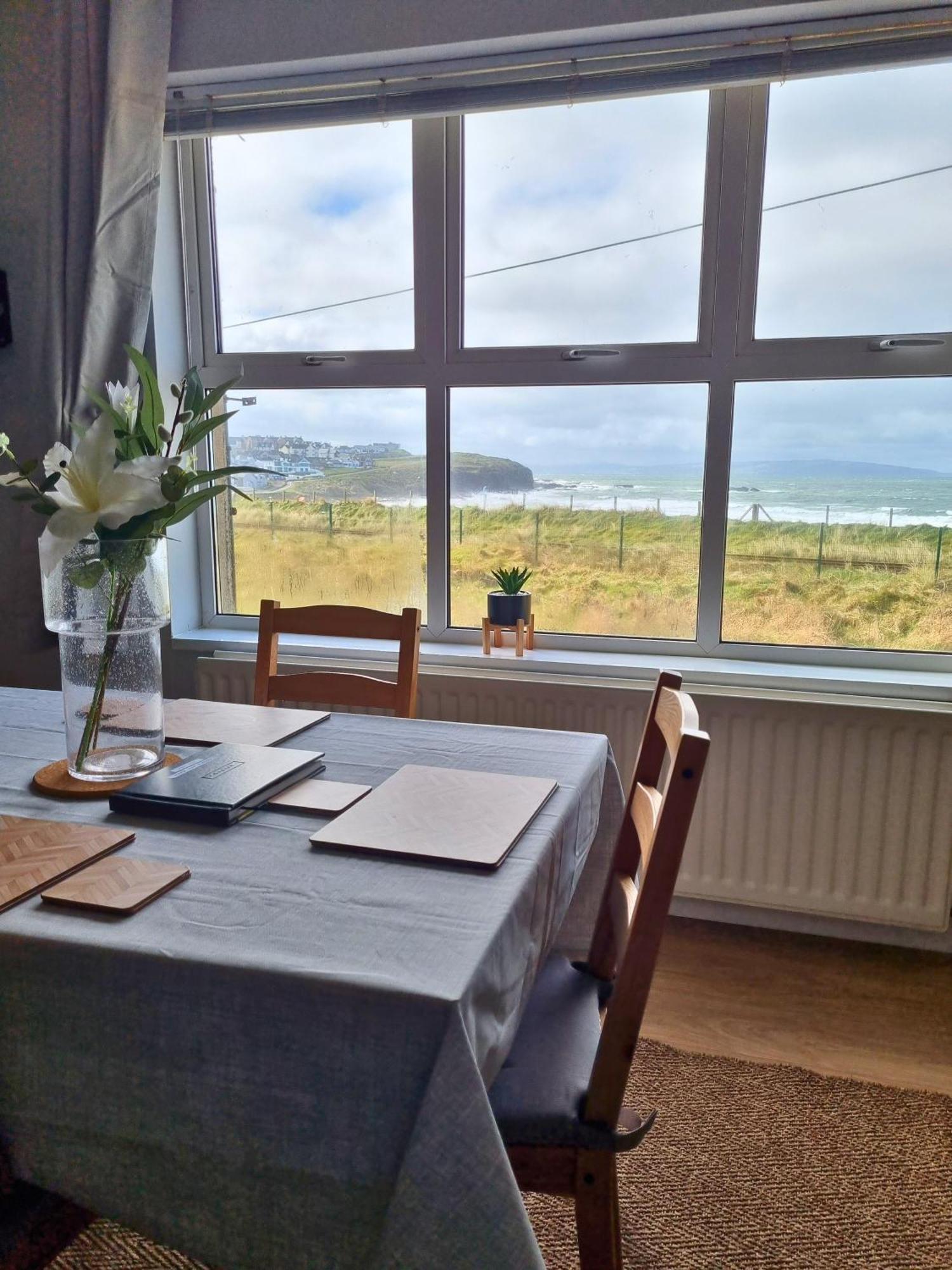 6 Dunluce Park - Portrush By The Sea公寓 外观 照片