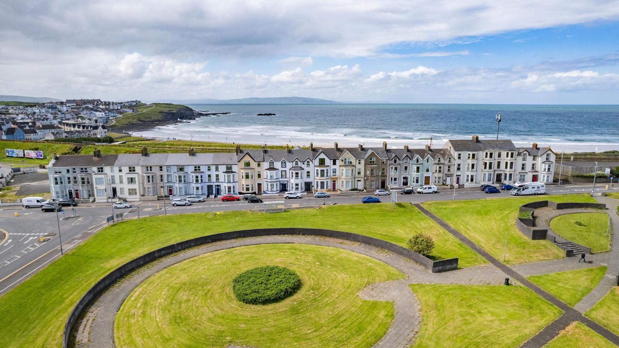 6 Dunluce Park - Portrush By The Sea公寓 外观 照片