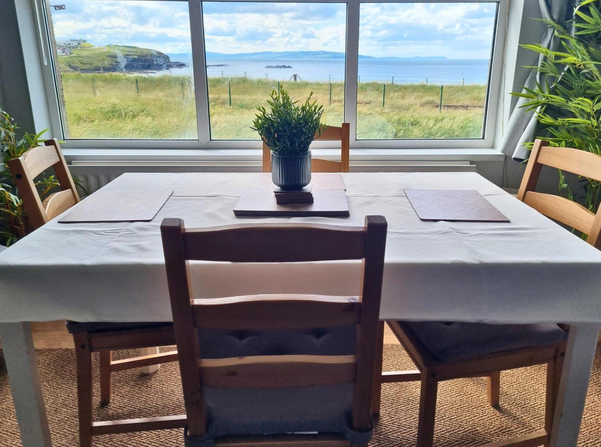 6 Dunluce Park - Portrush By The Sea公寓 外观 照片
